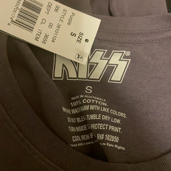 🌙KISS Short Sleeve Graphic T-Shirt - Purple🌙 - Picture 7 of 7